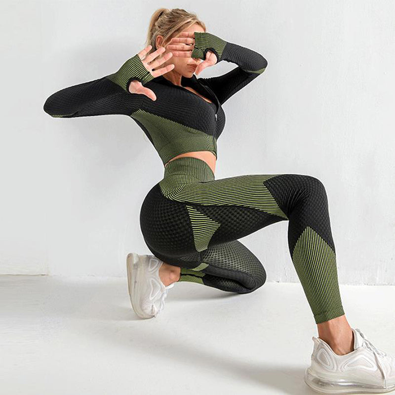 Women’s Quick-Dry Activewear Set – Striped Fitness Outfit