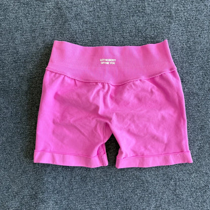 Dynamic Fitness Women's Scrunch Bum Seamless Yoga Shorts – Biker Shorts for Gym & Fitness